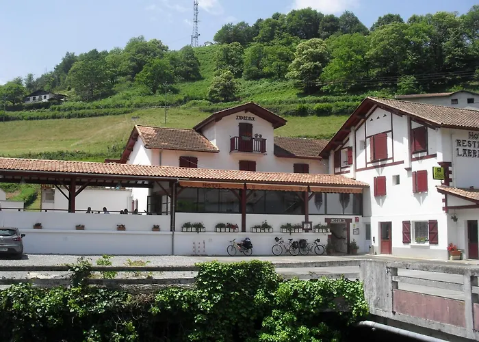 Logis Hôtel Andreinia&Cabanes